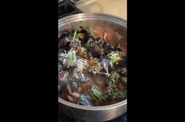 Tomato Mussels: A Savory Seafood Delight