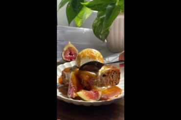 Pumpkin Sticky Toffee Pudding Is The Perfect Fall Dessert!