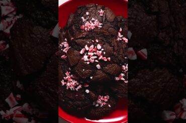 These Peppermint Brownie Cookies Are Magical!