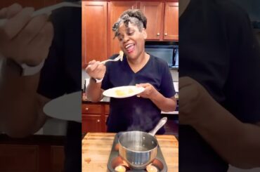 STORM SURVIVAL! No Power? Easy way to cook and survive! 🤯