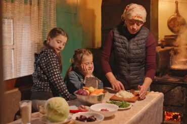 A Simple Dinner That Holds a Whole Family Together