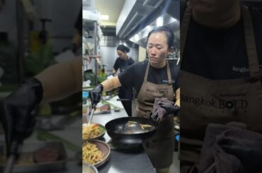 "มะละกอผัดกะปิ กุ้งสด" เมนูนี้เป็นของchef table นะคะ#food #cooking #jamn_bkk