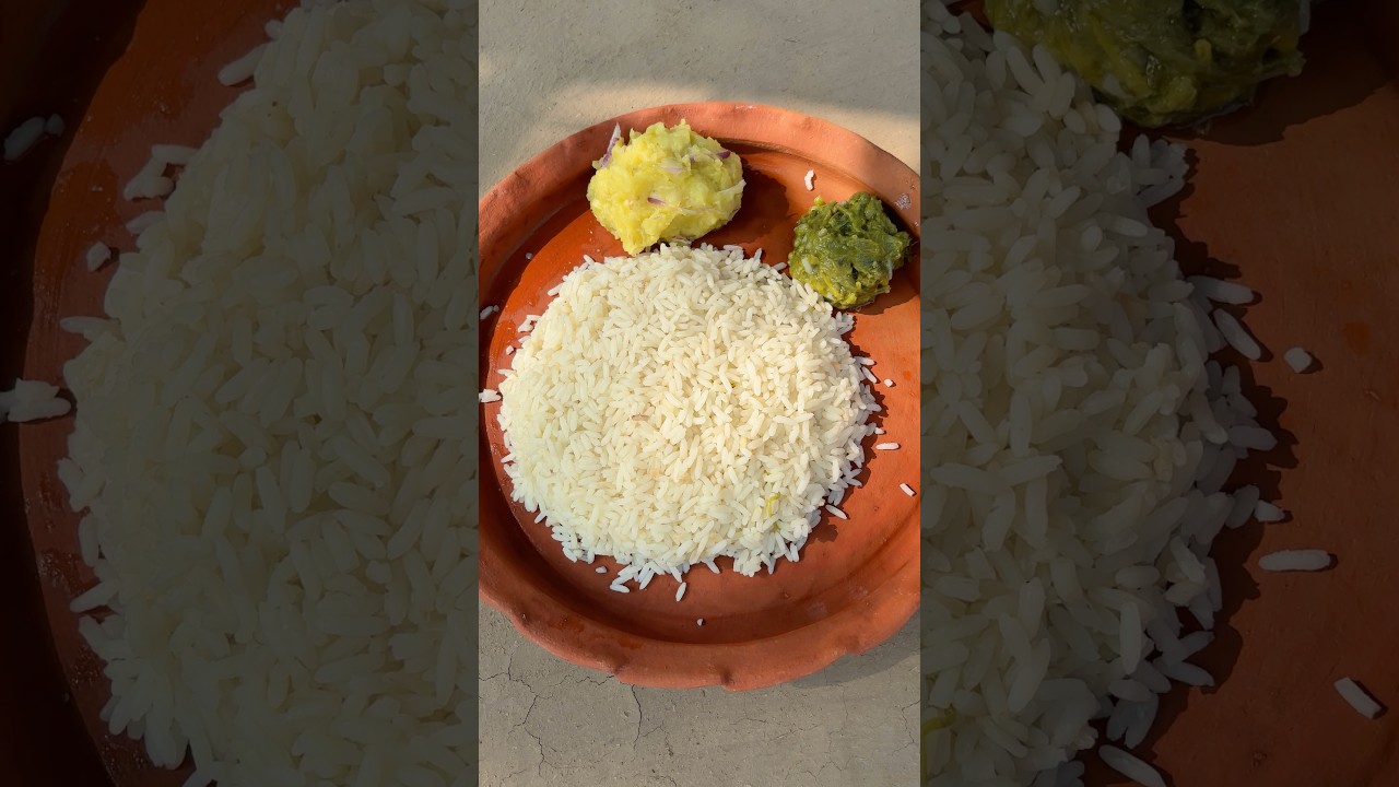Simple Bengali Meal in Clay Pot 🍚❤️ #shorts #recipe #cooking Simple Bengali Meal in Clay Pot 🍚❤️ #shorts #recipe #cooking