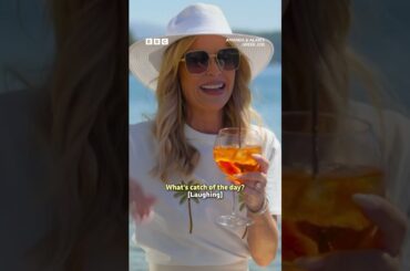 Alan Carr and Amanda Holden's makeshift water dining experience 🍽️🌊 - BBC