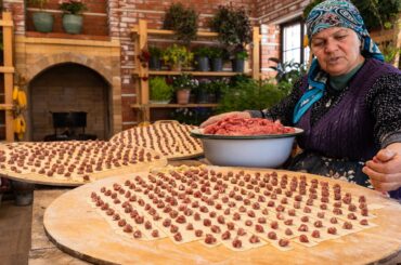 🌿 Dushpere – Traditional Azerbaijani Pasta from Village Life