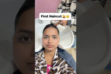 Life ka Pehla Haircut 💇‍♀️💝#shorts #ytshorts #oyeitsneha #cooking #newhaircut #viralshorts #vlog