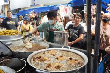 400 PCS Whole Fried Chicken SOLD OUT DAILY! | Filipino Street Food