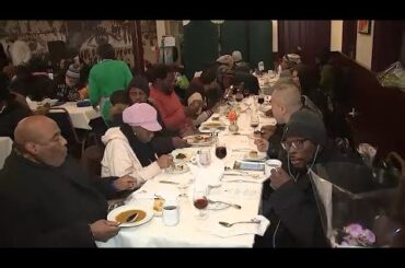 Harlem restaurant, food pantry makes sure everyone has access to warm meal