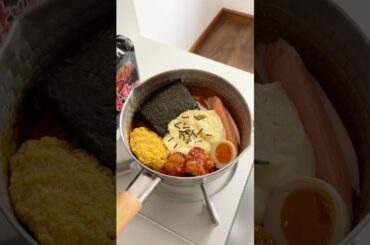 Make deluxe ramen with me #asmr #asmrfood #food #cooking #noodles #ramen #cheese #lunch #satisfying