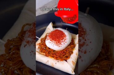 I learnt this in Italy… #food #eating #mukbang #pizza #noodles