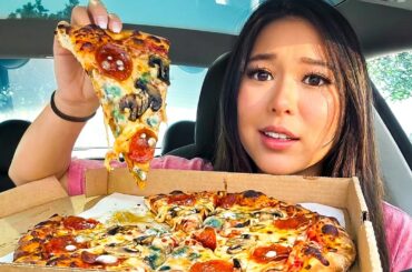 Extra Emily Tries Mystery Food Boxes From Restaurants...