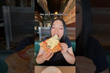 Only eating NYC-inspired food for a full day! 🥯🍕 @maybellinenewyork #teddytint #maybellineaunz #AD