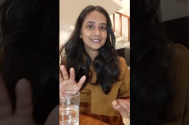 Dining Etiquette | How to get your waiter’s attention