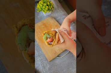 Kathal Wrap #viralvideo #shortvideo #lunchboxrecipe #kathal #food #foodies #cooking #streetfood
