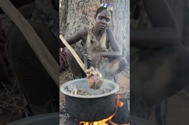 Hadzabe Cooking with Quiet Campfire ASMR #Hadzabe #CampfireASMR #ASMR #PrimitiveCooking #shorts
