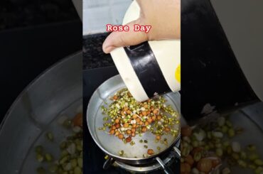 #comedy #funny #viral #food #tasteofindia #shortsfeed #recipe #tastyindia #cooking #breakfastideas