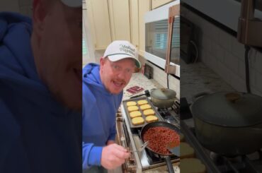 Put this in my mouth all day 🤯 #food  (yourbarefootneighbor)