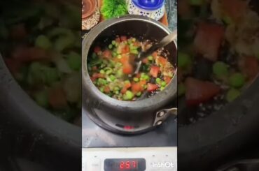 #shorts #food #cooking#trending  #recipesoyabiriyani #food #easyrecipe