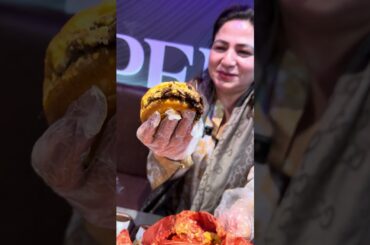 Smoke and paper in reading delicious food #smashedburger #chickenroast