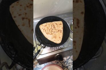 How to make roti 👌#food #cooking #chapati #shorts