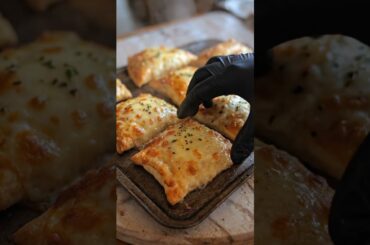 🧀✨ Cheesy Baked Stuffed Pockets
