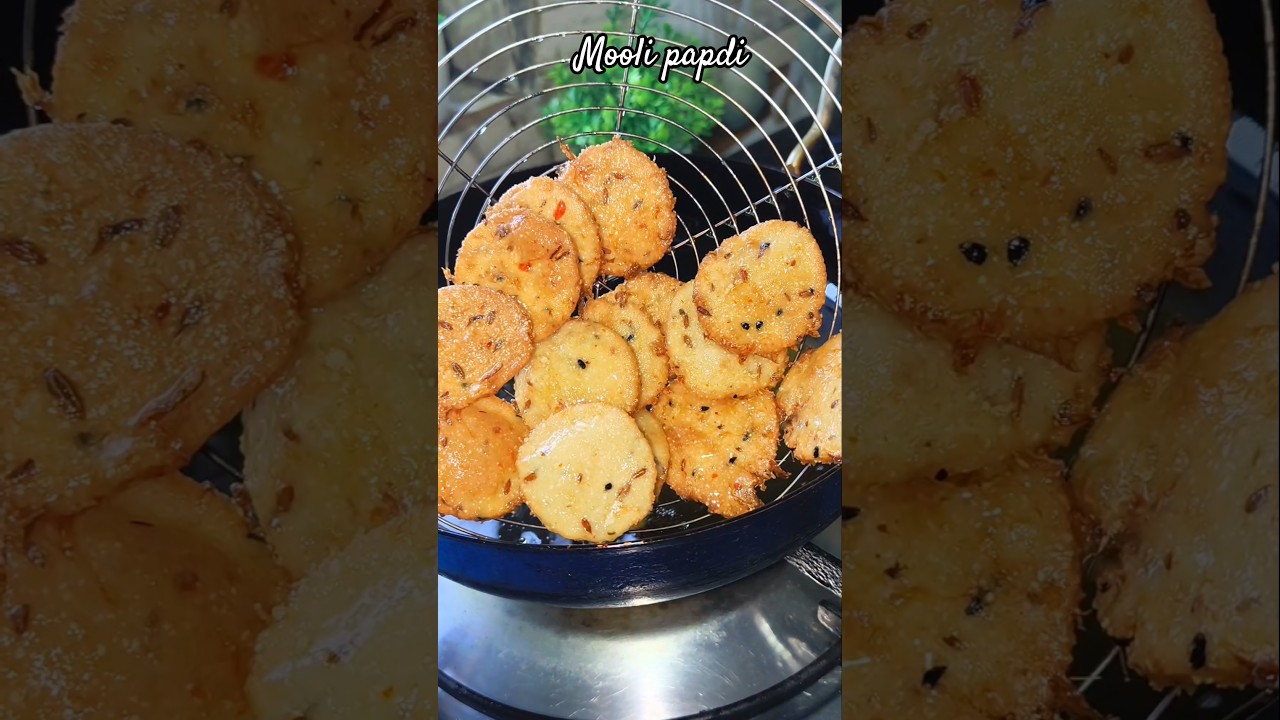 crispy mooli pakdi recipe😊 #cooking #recipe #shorts crispy mooli pakdi recipe😊 #cooking #recipe #shorts