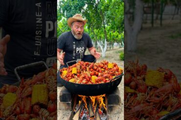Authentic Cajun Crayfish Boil Over Open Fire #food #seafood #crayfish #cooking