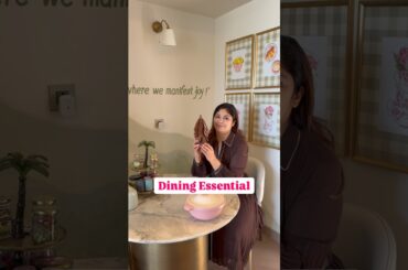 Here is a great Dining Essential! Tree Looking wooden trivets/coasters for hot dishes! #diningtable