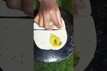 Beautiful Samosa folding  techniques#shorts #ytshorts #youtubeshorts #samosa #cooking #food