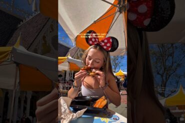 BIRRIA GRILLED CHEESE?!😩#disneyland #whatieatinaday #food