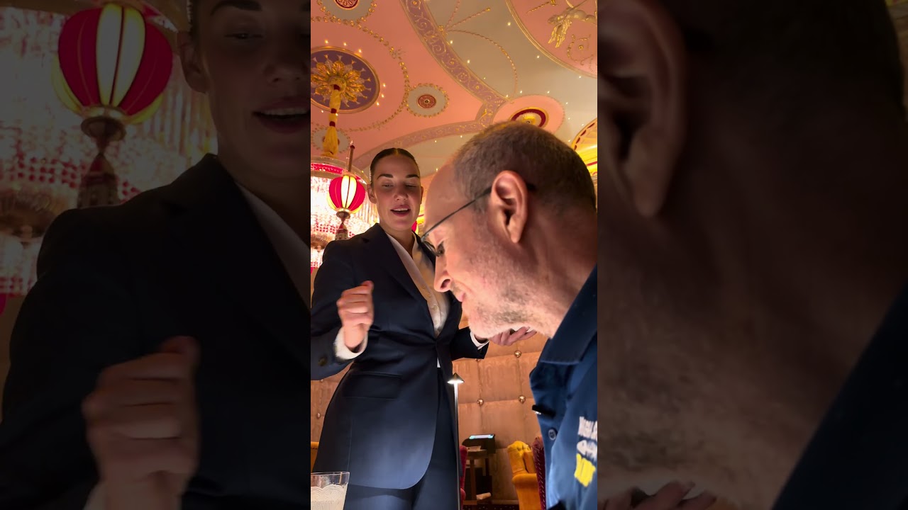 BEST RESTAURANT IN LONDON? 3 Michelin Star Sketch The Lecture Room BEST RESTAURANT IN LONDON? 3 Michelin Star Sketch The Lecture Room