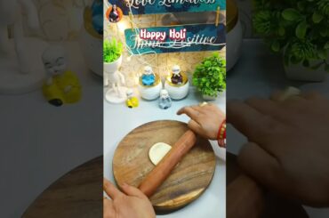 How to make Laung Lata 😋 #shorts #cooking #pnmkatadka #holispecial #launglata #shortsfeed #trending