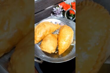 Mawa Gujiya Recipe | #shorts #food #holi #cooking #sweet #viral #new