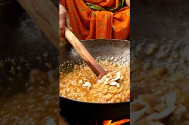 Granny Cooks Delicious Gur Ka Halwa in Village Style 😍🔥 #DesiFood #Halwa #VillageCooking