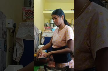 Thokkame varadhu🙋anyone?? #shortsfeed #ytshorts #minivlog #shortvideo #shorts #chicken #cooking