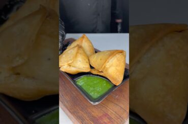 Crispy Samosa Recipe 🔥 | Perfect Street Style  #asmr #cooking #shorts