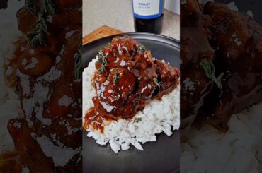 Oxtail ASMR 🍖 🍷 #Shorts #Cooking #Foodie