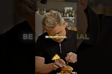 Gordon Ramsay Tries A Restaurant's $30 Burger