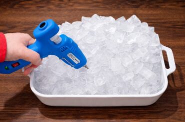 She squeezes hot glue into ice for this GENIUS dining room idea!