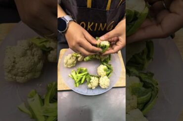 मसालेदार आलू गोभी #asmr #recipe #cookingshorts #indianrecipes #cooking #asmrsounds #asmrfood
