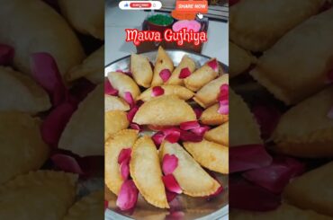 Mawa Gujhiya #gujhiya #recipe #food #cooking #foodvlog #shorts #ytshorts #shortsfeed