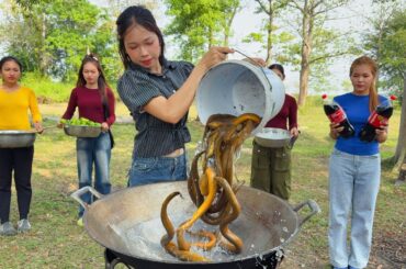 Amazing cooking eel soup with lemon recipe