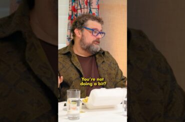 Dave Franco & Bobby Moynihan try British Comfort Food!