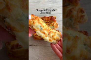 Extra cheesy stuffed garlic bread 😍 #recipe #shorts #food #cooking