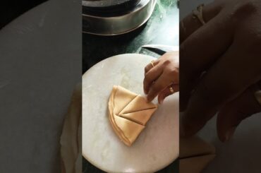 worldest best thika roti 🌎 #youtubeshorts #mosturaskitchen #recipe #cooking #foodie #streetfood