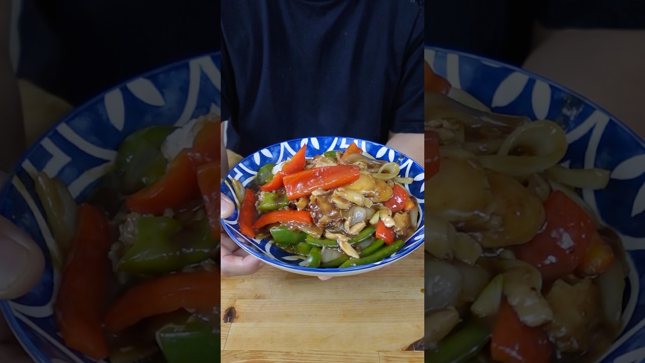 This chicken stir fry technique keeps it tender and juicy 😋 #cooking #shorts This chicken stir fry technique keeps it tender and juicy 😋 #cooking #shorts