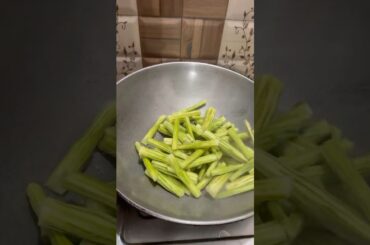 Bihari Khana- Sahjan ki Desi Sabji #shorts #youtubeshorts #easyrecipe #recipe #viralrecipe #cooking