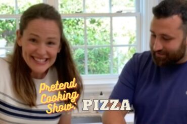 Pretend Cooking Show: Pizza