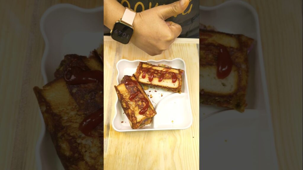 Crunchy Brad Pizza asmr #trending #trendingshorts #asmr #asmrsounds #cooking #food #subscribe