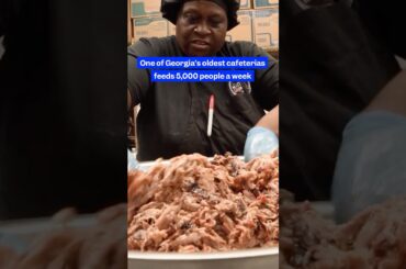 Here's what it's like to visit one of Georgia's oldest cafeterias. #Georgia #cafeteria #restaurant